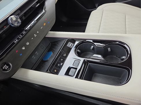 New 2026 Nissan Murano Platinum image 25