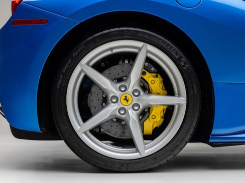 Certified 2018 Ferrari 488 GTB image 21