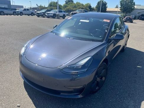 Used 2023 Tesla Model 3 Standard Range RWD image 1