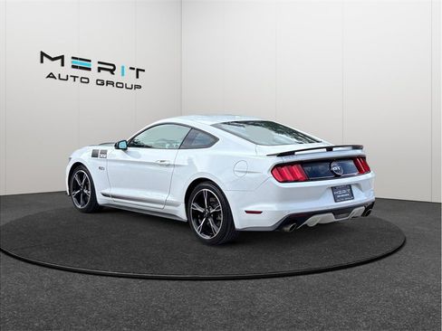 Used 2016 Ford Mustang GT Premium w/ Equipment Group 401A RWD image 7