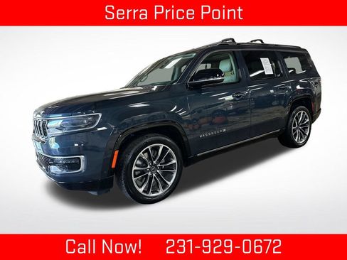 Used 2023 Jeep Wagoneer Series III w/ Premium Group I AWD/4WD image 1