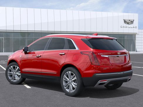 New 2026 Cadillac XT5 Premium Luxury image 3