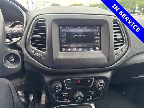 Used 2018 Jeep Compass Latitude w/ Popular Equipment Group AWD/4WD image 10