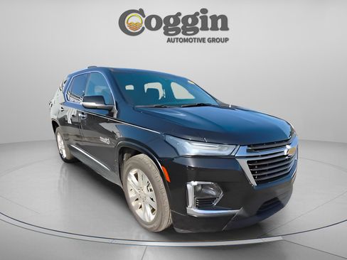 Used 2023 Chevrolet Traverse High Country w/ LPO, 'HIT The Road' Package image 17