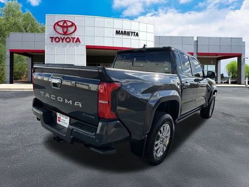 Certified 2025 Toyota Tacoma Limited image 31