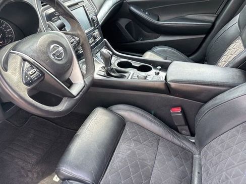 Used 2017 Nissan Maxima 3.5 SL FWD image 11