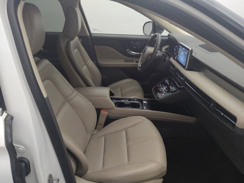 Used 2022 Lincoln Corsair FWD image 21