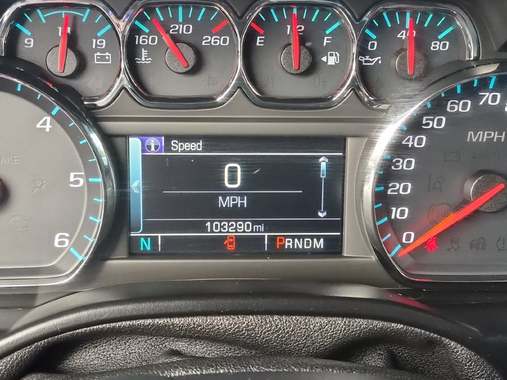Used 2015 Chevrolet Suburban LT AWD/4WD image 26