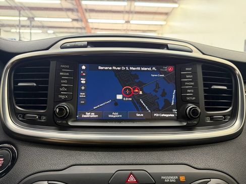 Used 2017 Kia Sorento SX FWD image 21