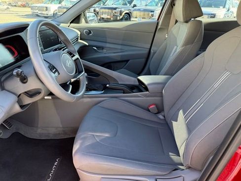 Certified 2025 Hyundai Elantra Sport image 22