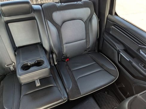 Used 2024 RAM 1500 Laramie AWD/4WD image 32