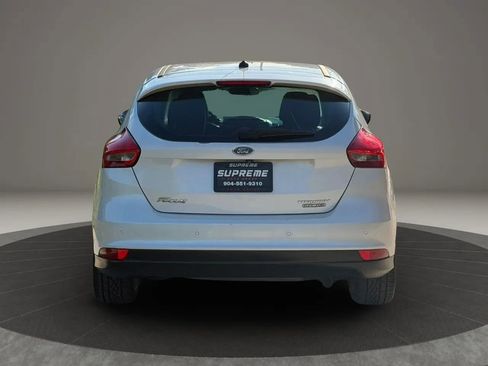 Used 2015 Ford Focus Titanium FWD image 4