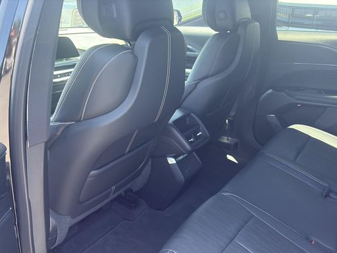 Used 2024 Cadillac Lyriq Luxury w/ LPO, Floor Liner Package RWD image 20