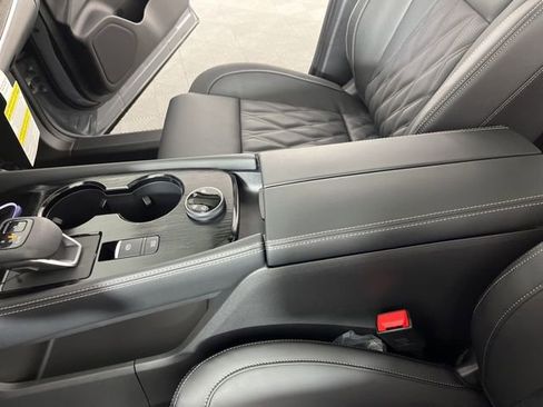 New 2026 Nissan Rogue Platinum image 28