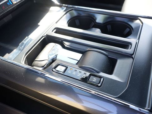 Used 2023 Ford F150 Lariat w/ Equipment Group 502A High image 31