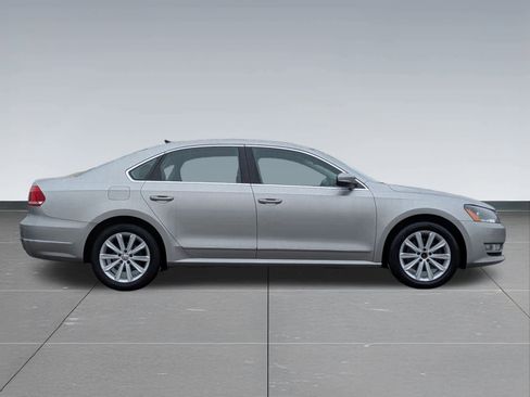 Used 2013 Volkswagen Passat 2.5 SEL Premium image 7