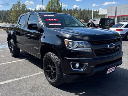 Used 2017 Chevrolet Colorado Z71 AWD/4WD image 4