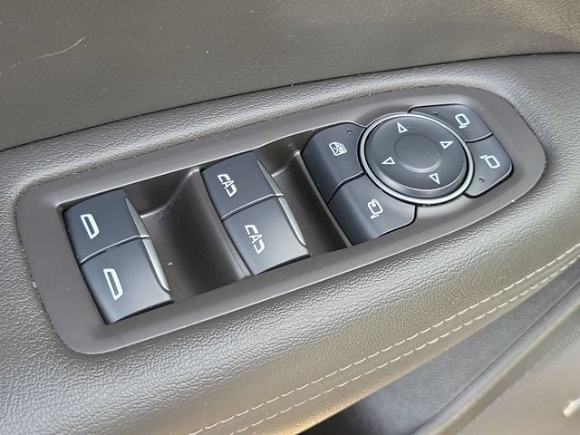 Used 2025 Cadillac XT6 Premium Luxury AWD/4WD image 29