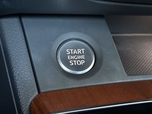 Used 2023 Audi Q5 2.0T Premium w/ Convenience Package image 22