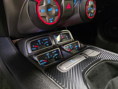 Used 2013 Chevrolet Camaro SS w/ SS Performance Package image 26