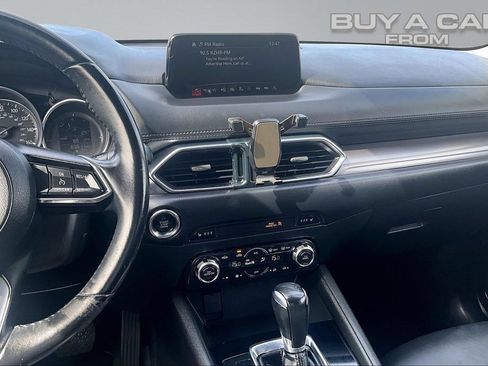 Used 2017 MAZDA CX-5 Touring w/ Preferred Equipment Package AWD/4WD image 6