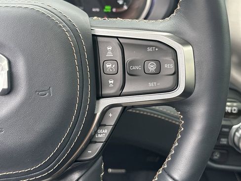 Used 2025 RAM 1500 Tungsten w/ Towing Technology Group AWD/4WD image 27