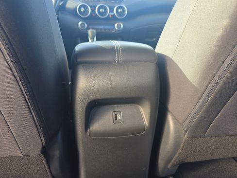 Used 2020 Nissan Sentra SV image 15