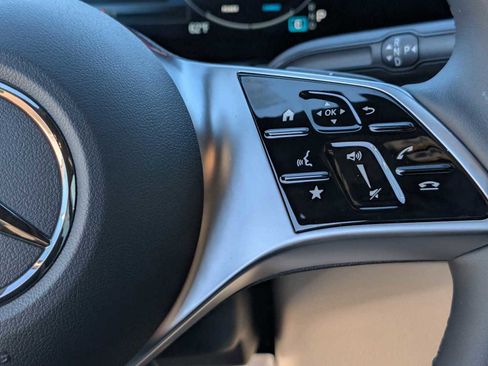 New 2026 Mercedes-Benz GLA 250 image 13