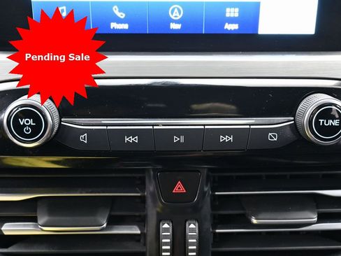 Used 2022 Ford Escape Titanium image 29