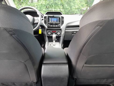 Used 2019 Subaru Impreza 2.0i AWD/4WD image 32