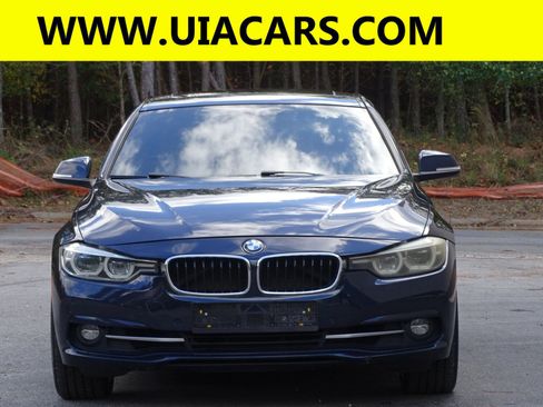 Used 2017 BMW 330i xDrive Sedan image 4