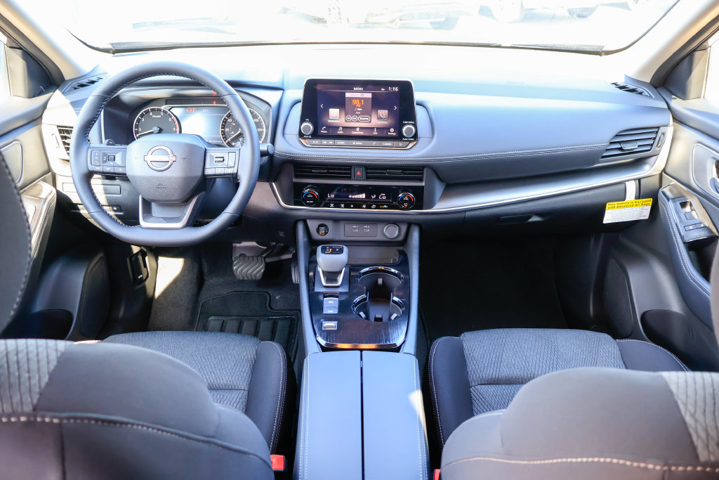 New 2026 Nissan Rogue SV FWD image 6