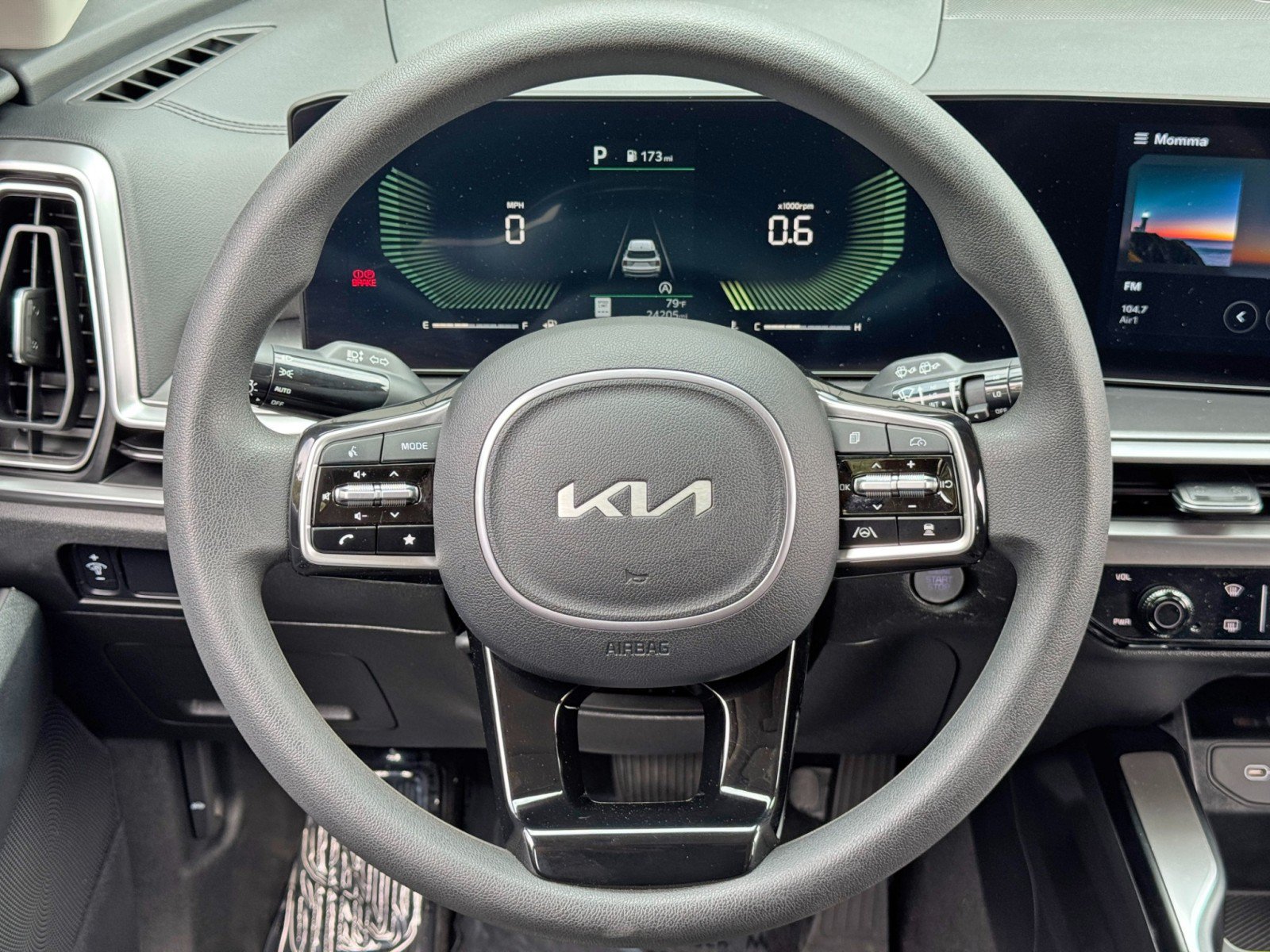 Used 2024 Kia Sorento LX FWD image 18