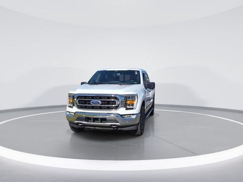 Used 2021 Ford F150 XLT w/ Equipment Group 302A High AWD/4WD image 3