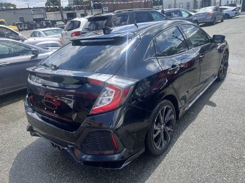 Used 2017 Honda Civic Sport image 6