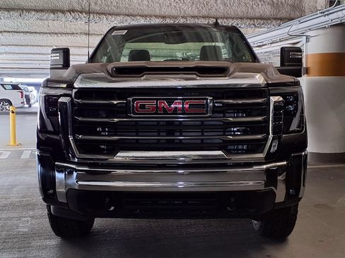 New 2026 GMC Sierra 2500 SLE w/ Max Trailering Package AWD/4WD image 2