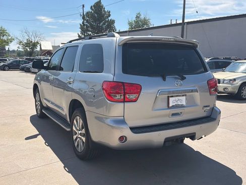 Used 2016 Toyota Sequoia Limited w/ Safety & Convenience Package AWD/4WD image 8