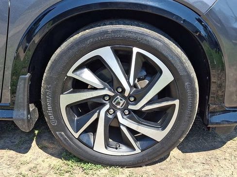 Used 2019 Honda HR-V Sport image 8