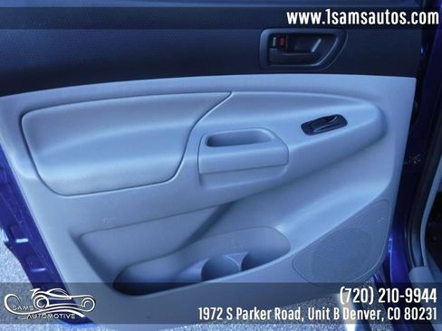 Used 2015 Toyota Tacoma 4x4 Double Cab w/ TRD Sport Package image 38