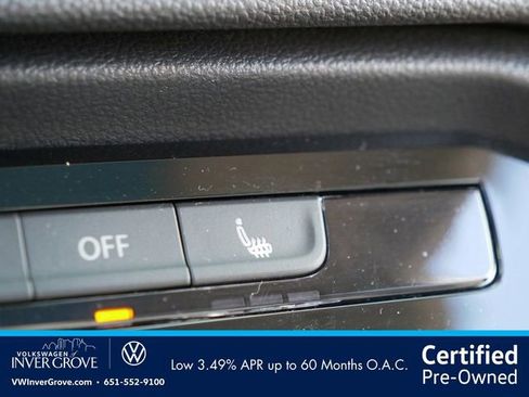 Used 2023 Volkswagen Taos SE w/ Panoramic Sunroof Package AWD/4WD image 34