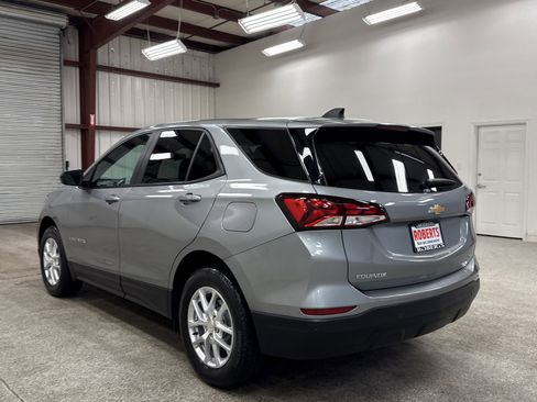 Used 2024 Chevrolet Equinox LS image 15
