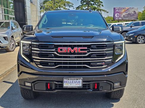 Used 2025 GMC Sierra 1500 AT4 w/ AT4 Preferred Package AWD/4WD image 8