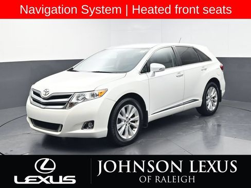 Used 2015 Toyota Venza XLE FWD image 1