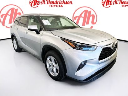 Used 2024 Toyota Highlander LE