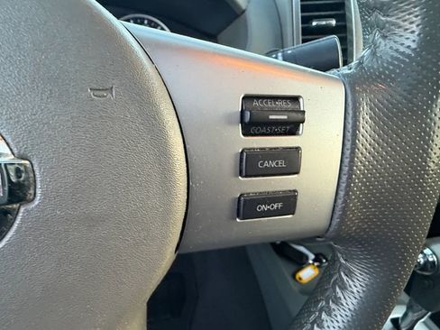 Used 2019 Nissan Frontier SL image 21