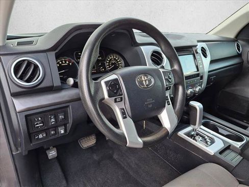 Used 2019 Toyota Tundra SR5 w/ SR5 Upgrade Package AWD/4WD image 10