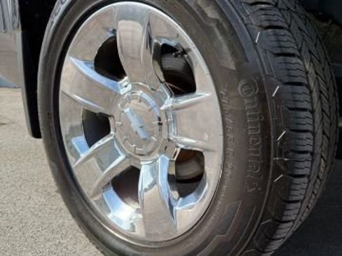 Used 2019 Chevrolet Suburban Premier w/ Max Trailering Package AWD/4WD image 51