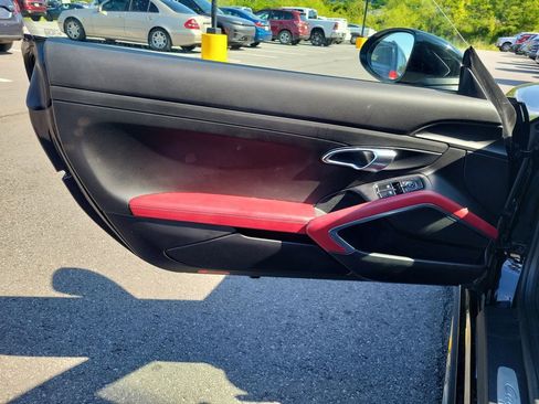 Used 2023 Porsche 718 Cayman RWD image 27