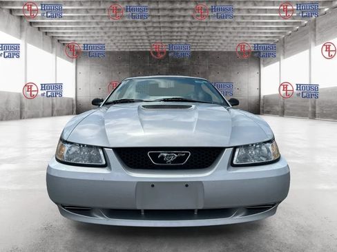 Used 2000 Ford Mustang Coupe RWD image 2