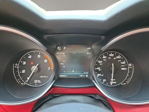 Used 2019 Alfa Romeo Stelvio Sport w/ Quick Order Package 22K Sport RWD image 17